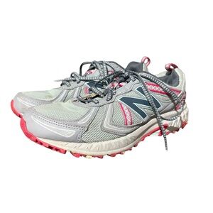 New Balance‎ Women's 410 V5 Trail Running Shoe Pink Gray Size 10